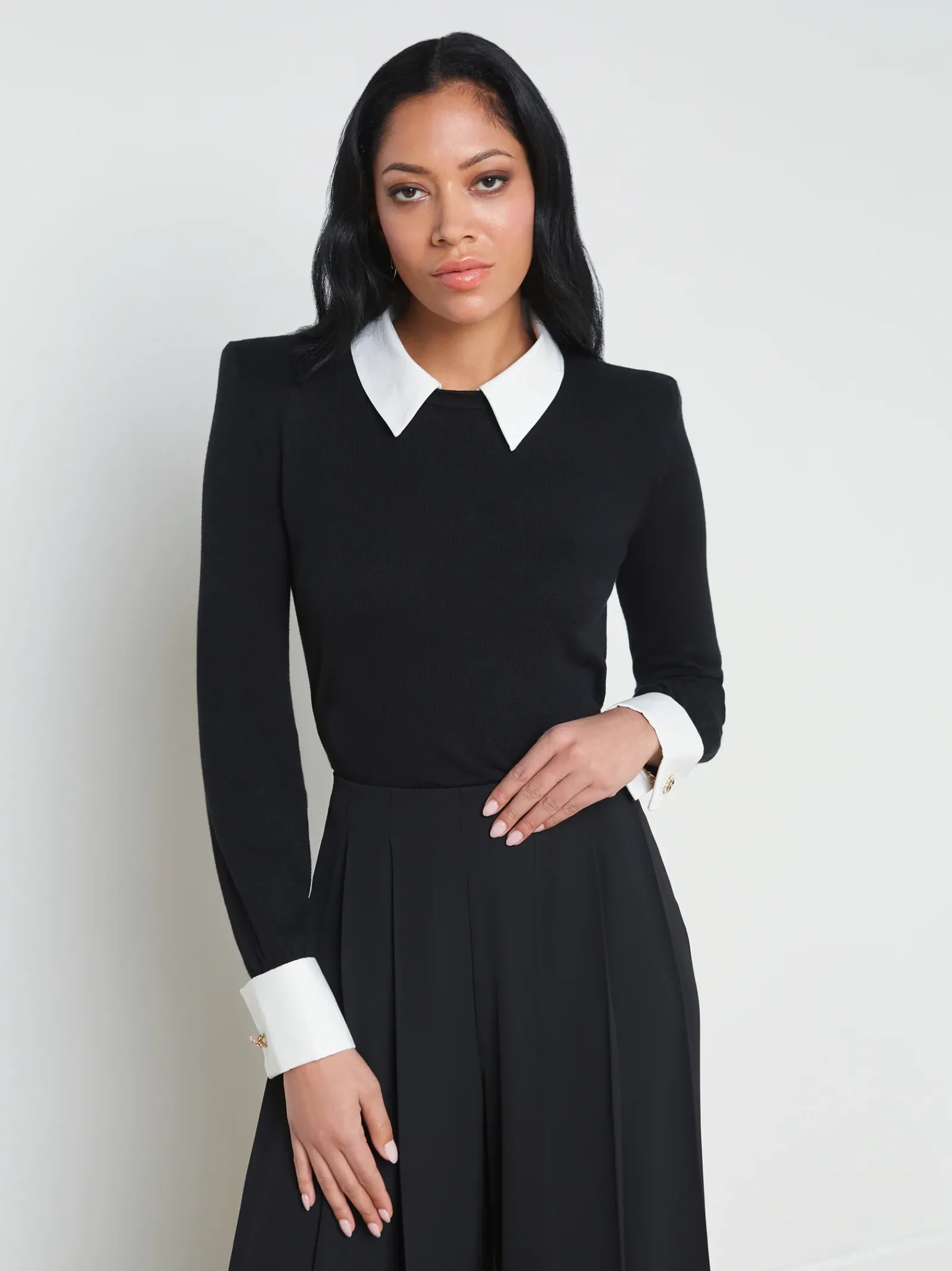 L'AGENCE All Things Black|Spring Collection|April Cufflink Detail Pullover Black/White
