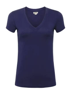 L'AGENCE Spring '24 Catalog|Essentials|Becca Cotton V-Neck Tee Navy