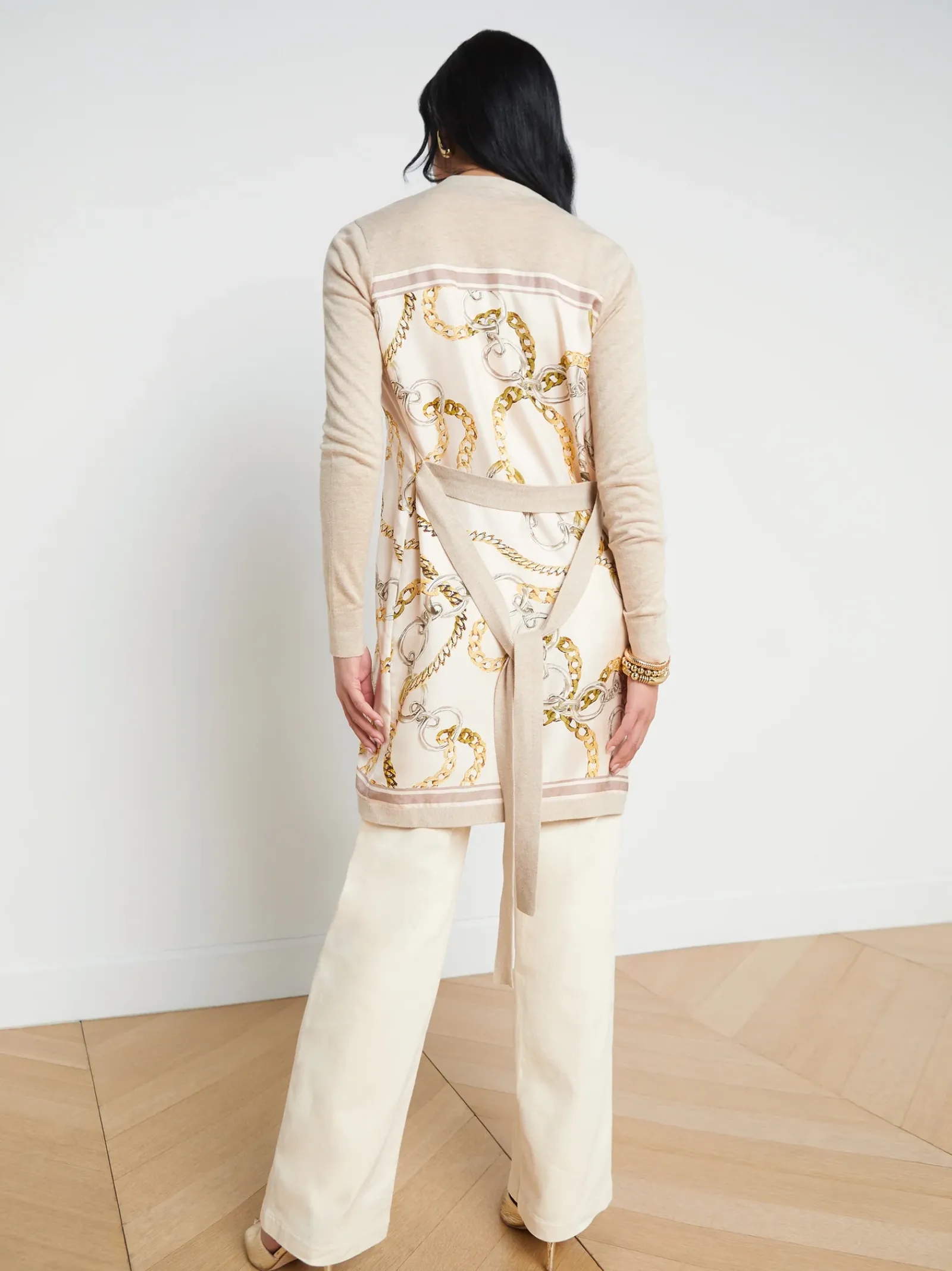 L'AGENCE Print Edition|Spring Collection|Beverly Silk Panel Cardigan Crema/Ecru Multi Oversized Chain Scarf