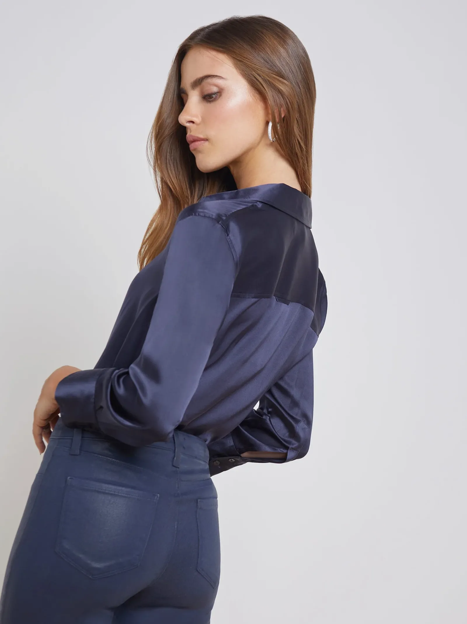 L'AGENCE Back in Stock|Silks|Dani Silk Blouse Midnight