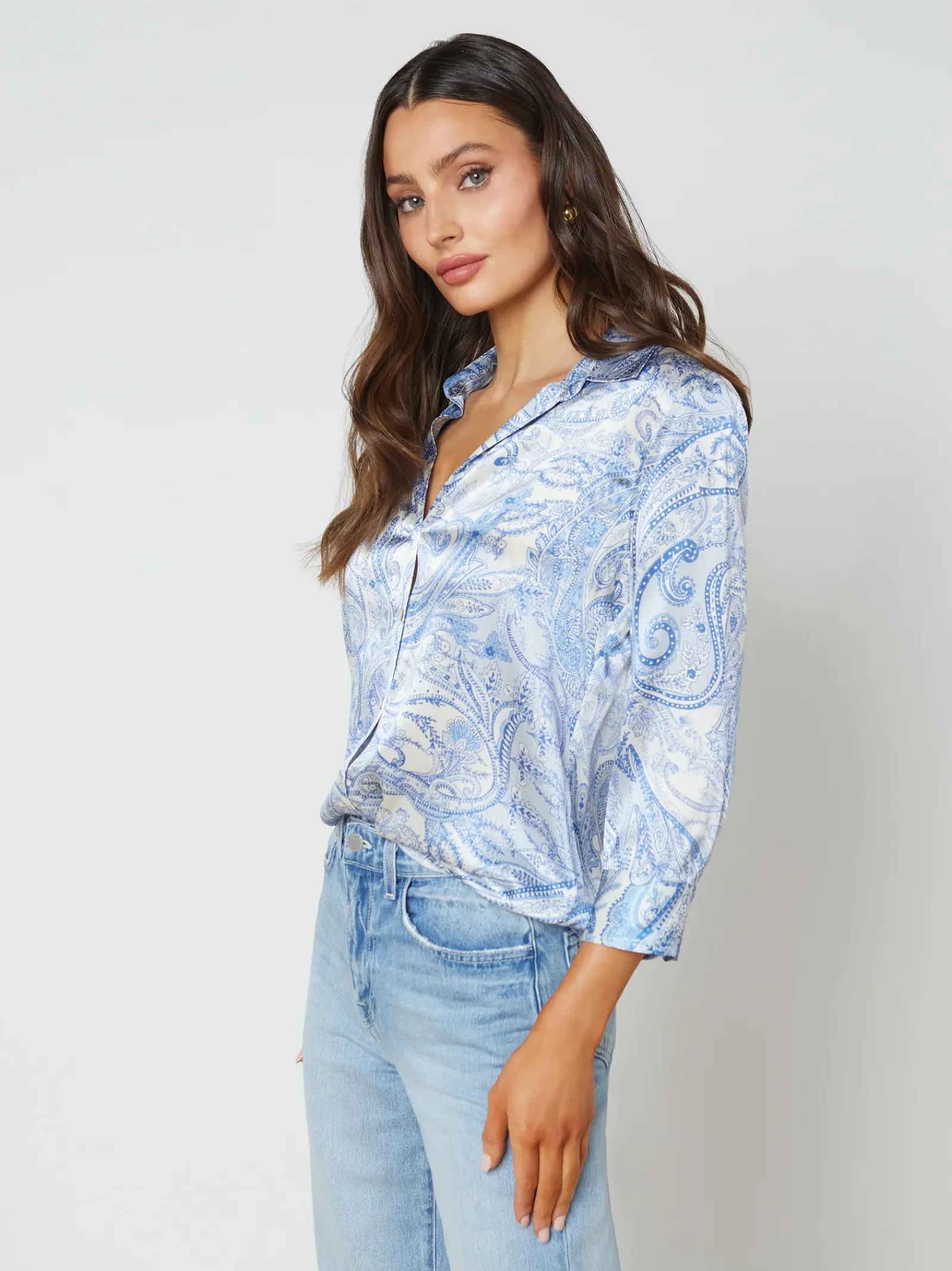 L'AGENCE Spring '24 Catalog|Print Edition|Dani Silk Blouse Ivory/Blue Decorated Paisley