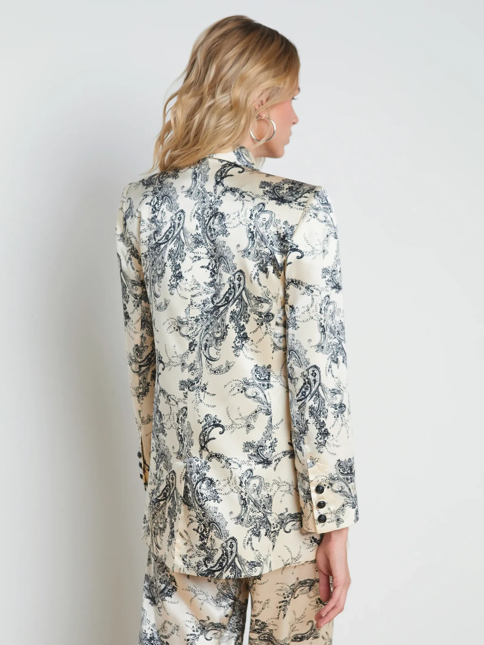 L'AGENCE Sets|Spring Collection|Jayda Silk Blazer Ecru/Black Sketch Paisley