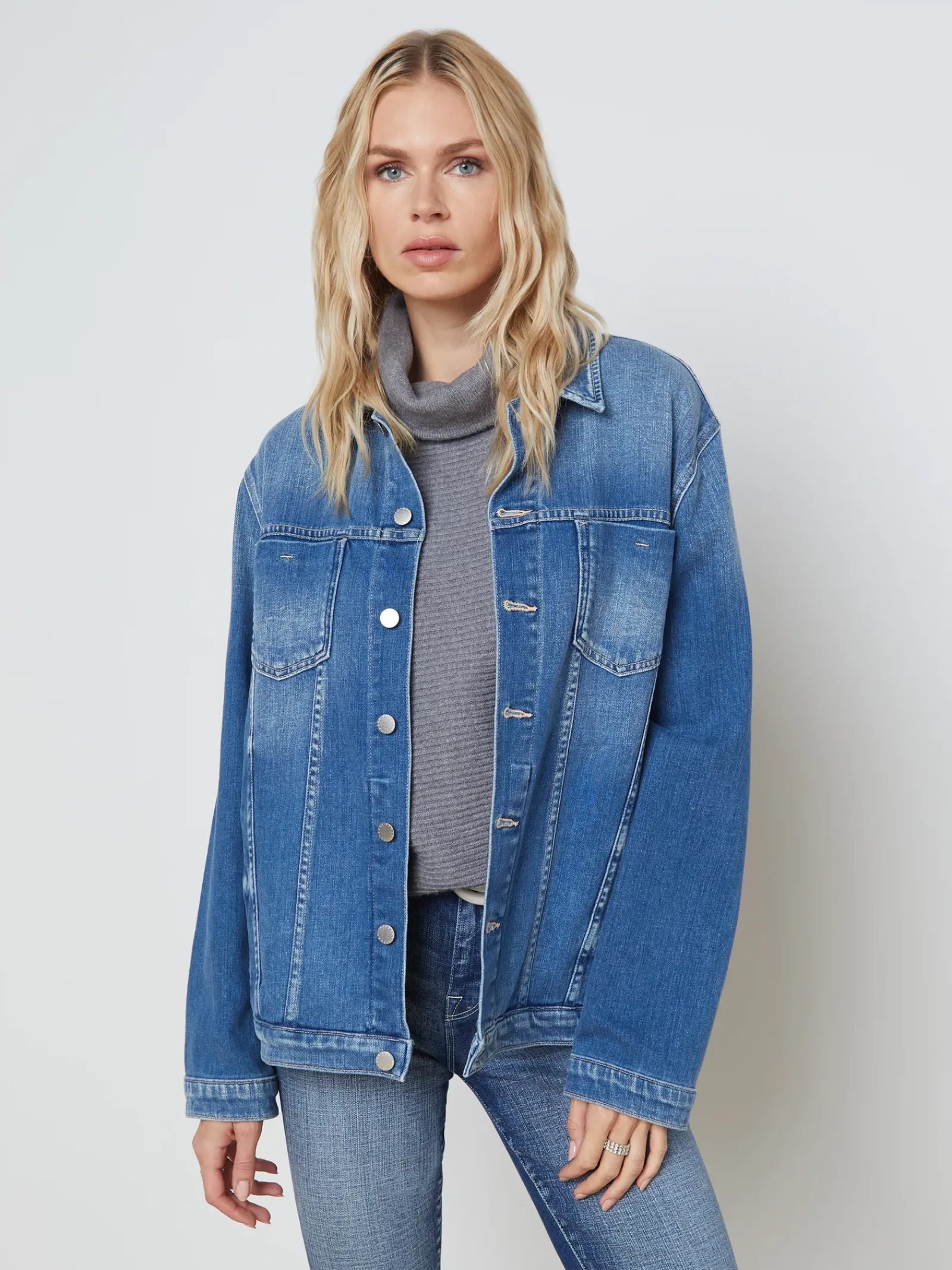 L'AGENCE Resort Collection|Denim Jackets|Karina Oversized Denim Jacket Hayward