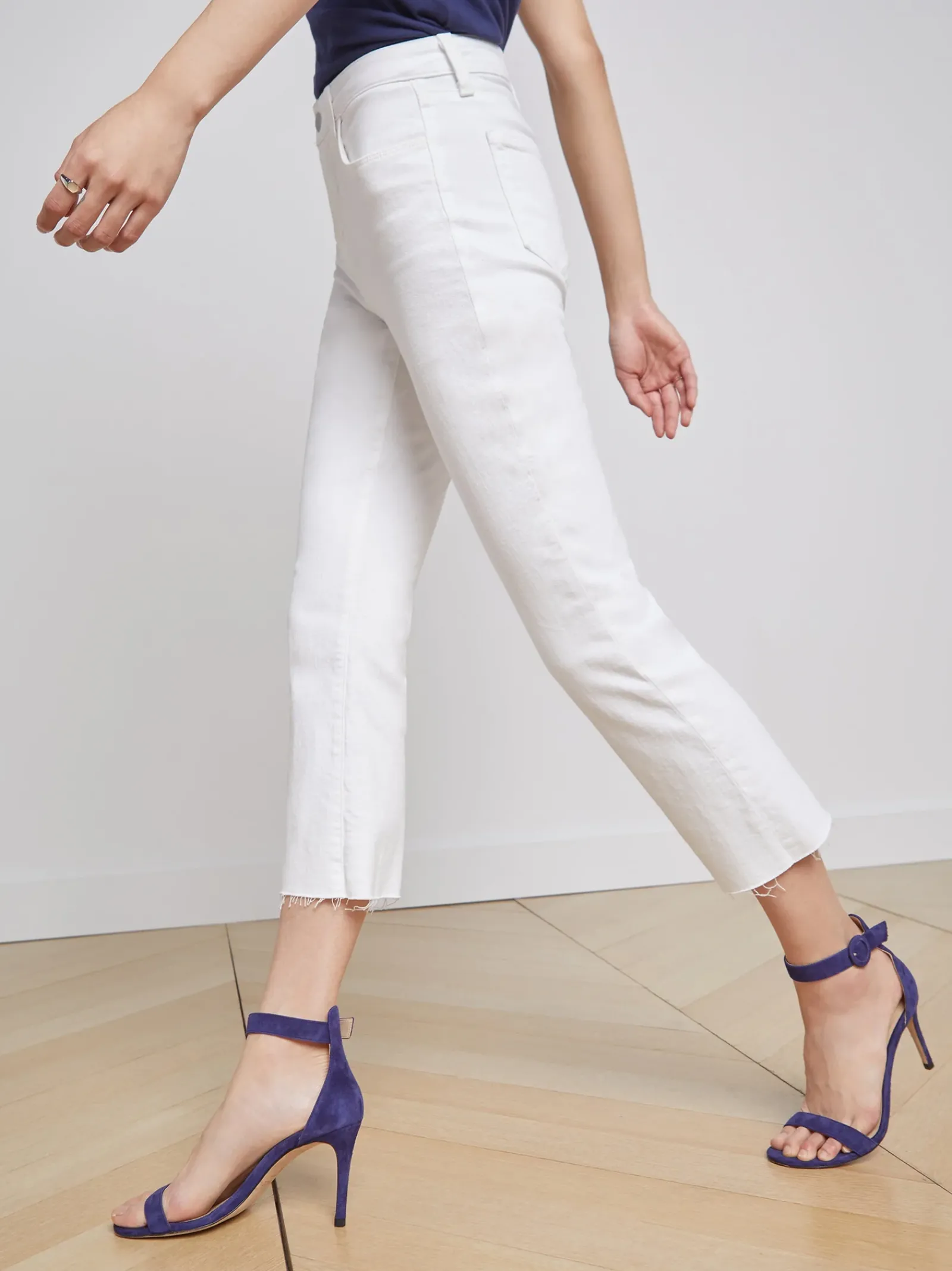 L'AGENCE Nouveau Whites|Petite|Kendra Cropped Flare Jean Blanc