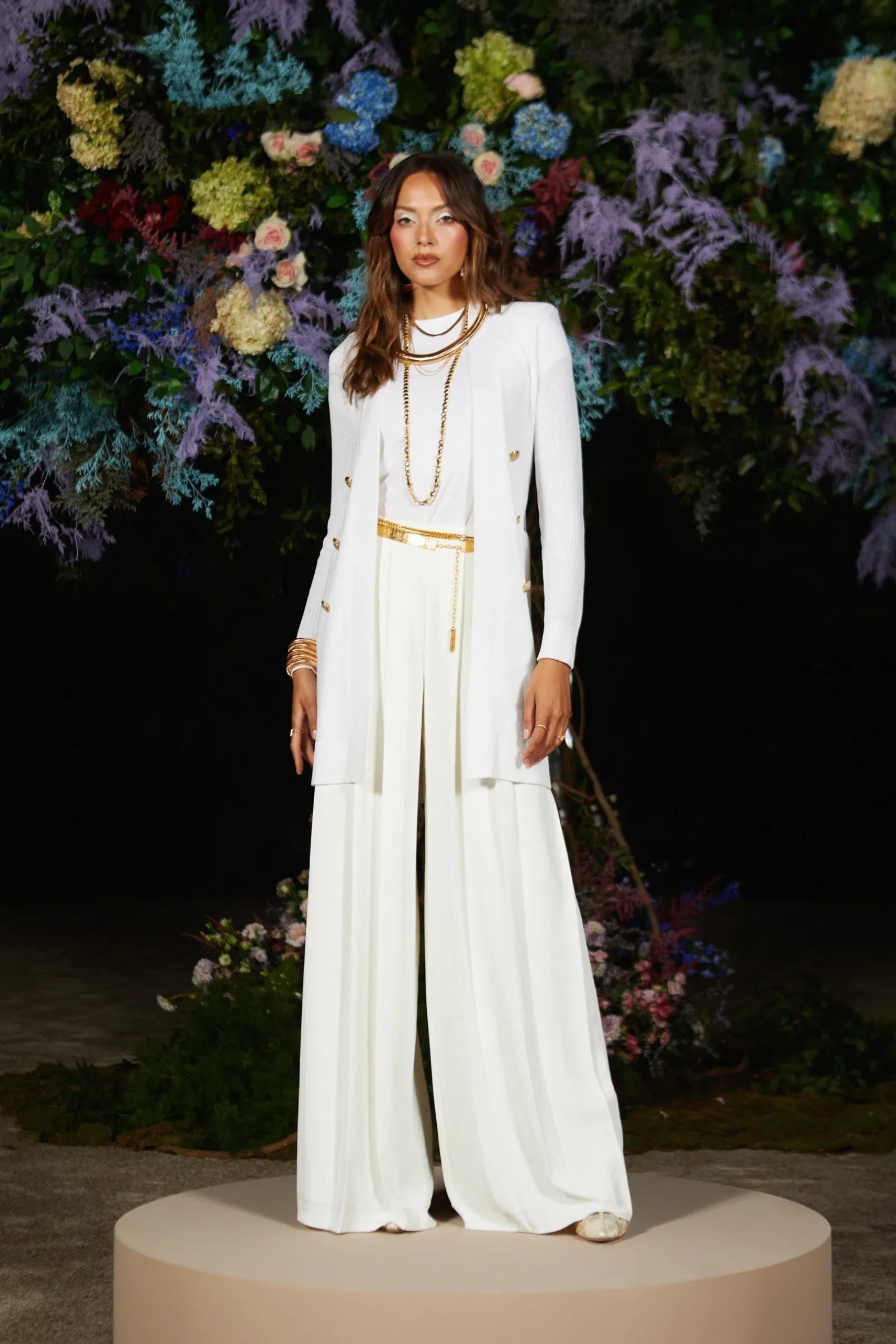 L'AGENCE Nouveau Whites|Spring '24 Catalog|Livvy Straight-Leg Trouser White