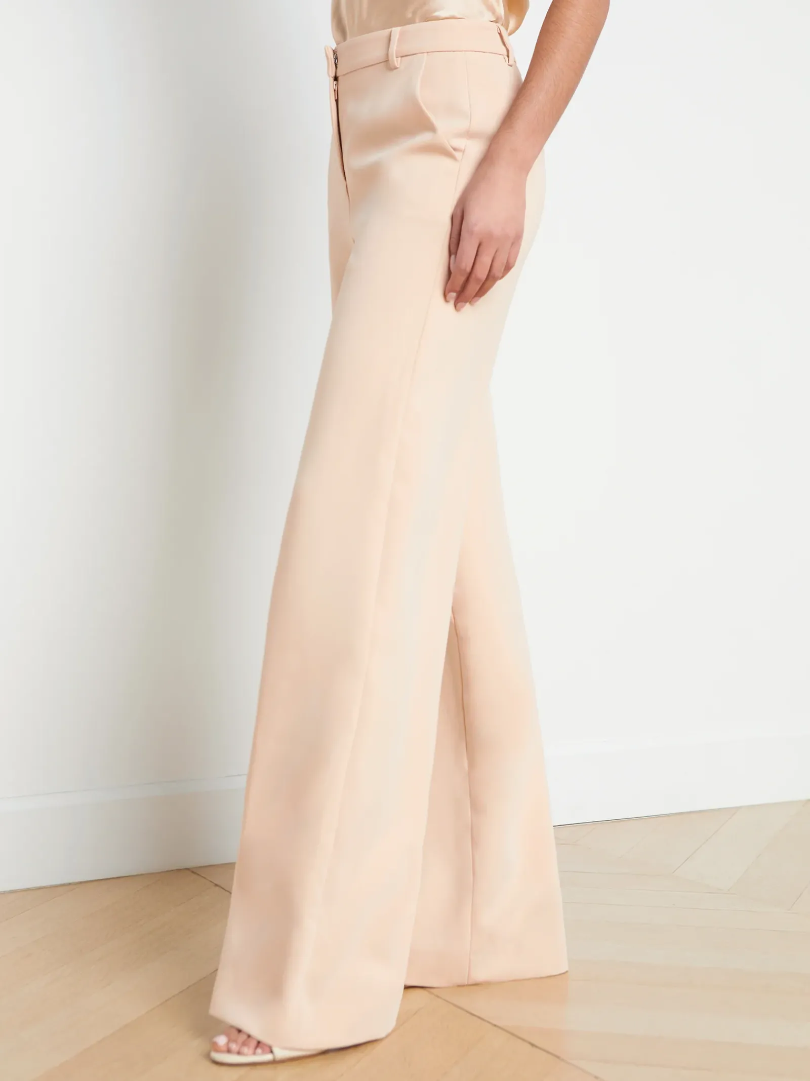 L'AGENCE Sets|Spring '24 Catalog|Livvy Straight-Leg Trouser Toasted Almond