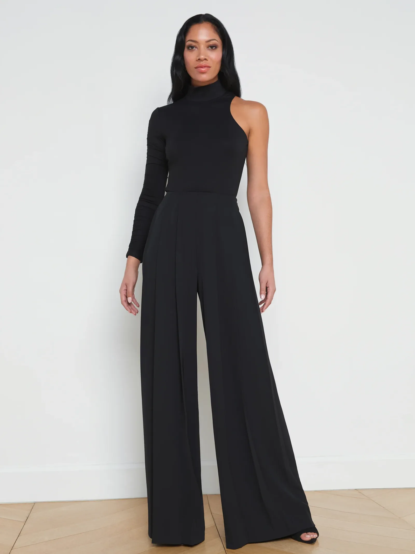 L'AGENCE All Things Black|Spring Collection|Lotti One-Sleeve Bodysuit Black