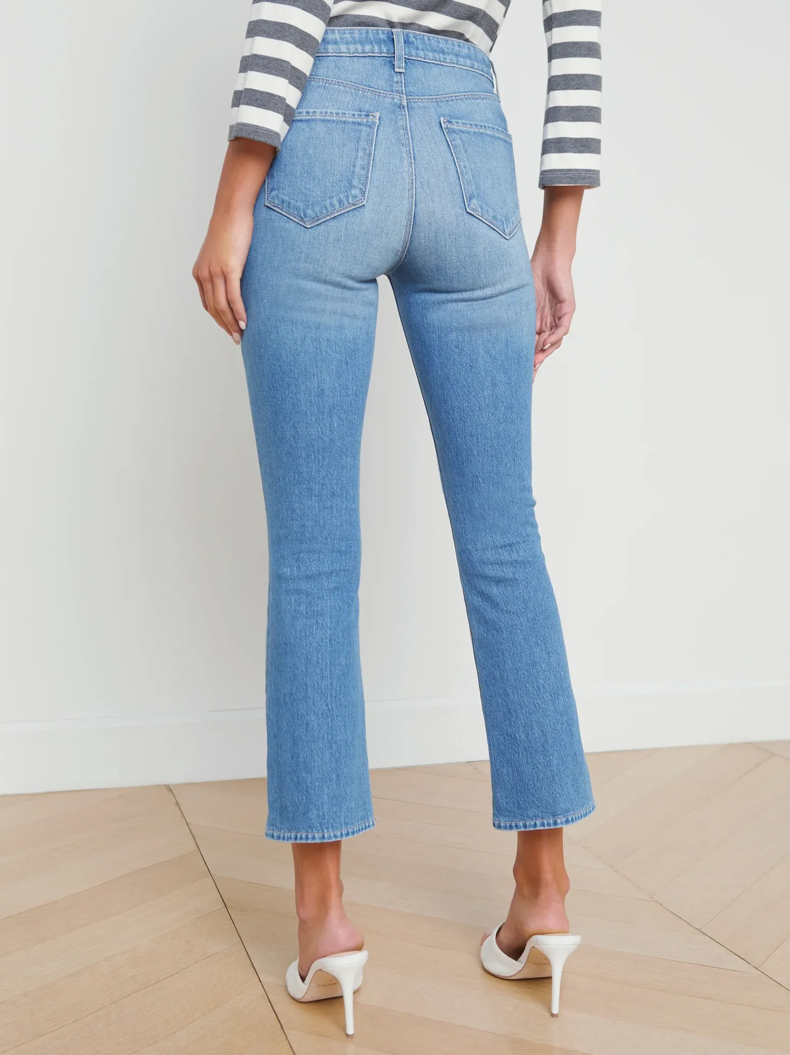 L'AGENCE Flare & Bootcut|Aged Denim|Mira Cropped Micro Boot Jean Cowan