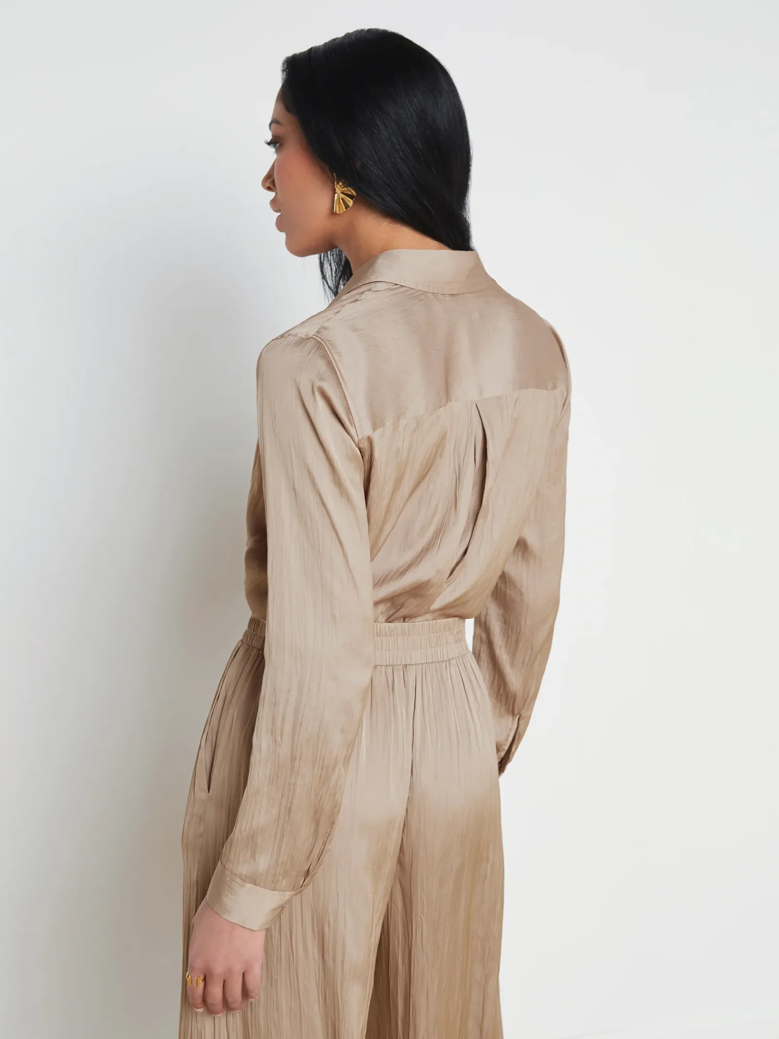L'AGENCE Sets|Spring Collection|Nina Crinkle-Effect Blouse Cappuccino