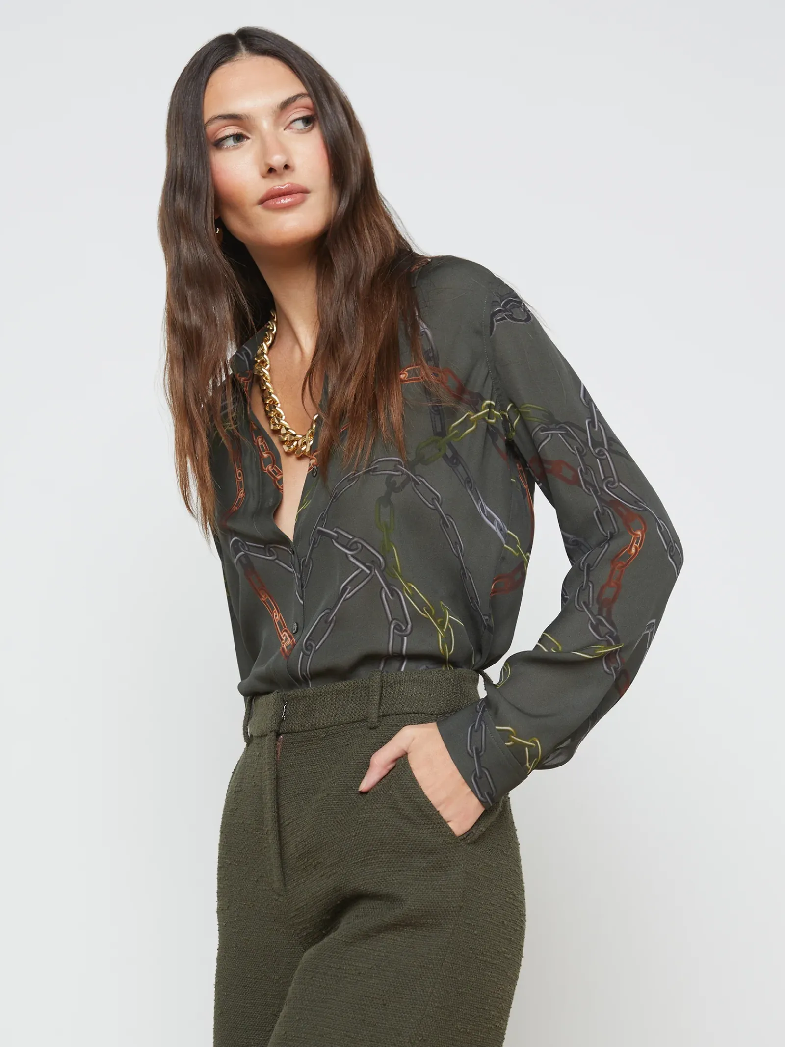 L'AGENCE Resort Collection|Print Edition|Nina Silk Blouse Army Multi Link Chain