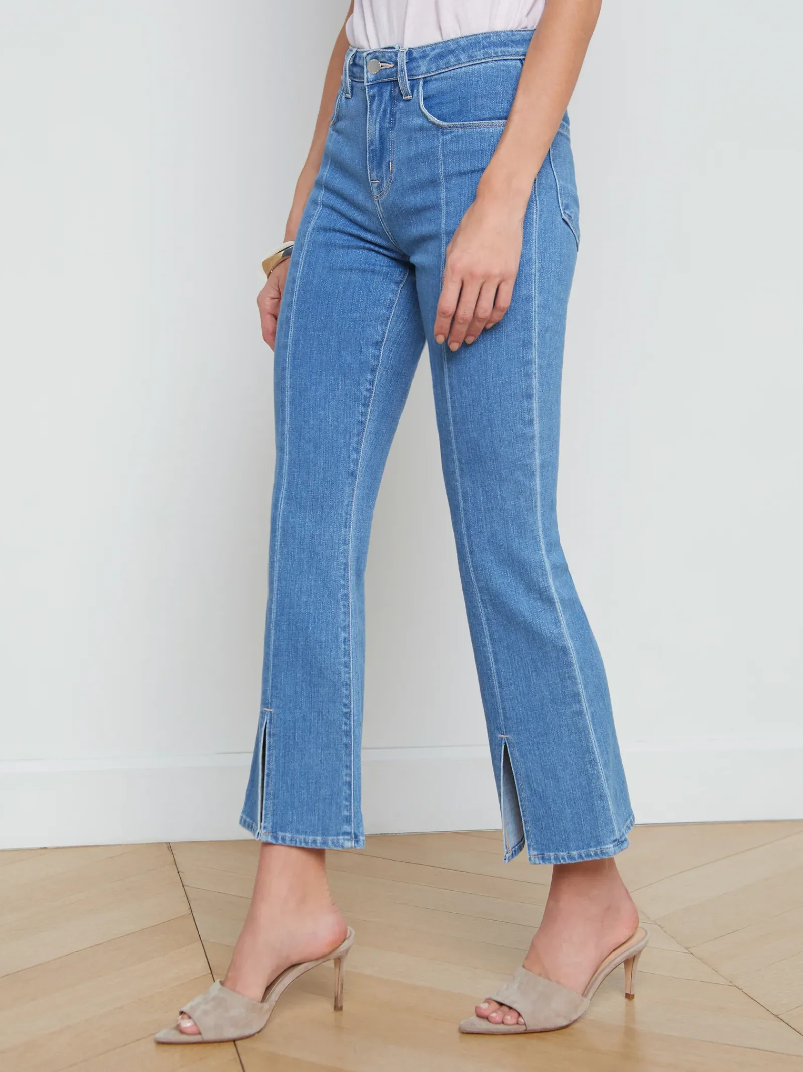L'AGENCE Spring '24 Catalog|Petite|Rue Split-Hem Cropped Jean Vienna