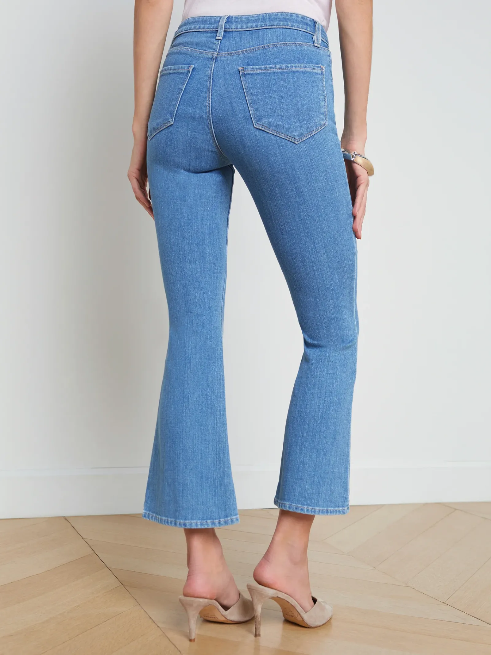 L'AGENCE Spring '24 Catalog|Petite|Rue Split-Hem Cropped Jean Vienna