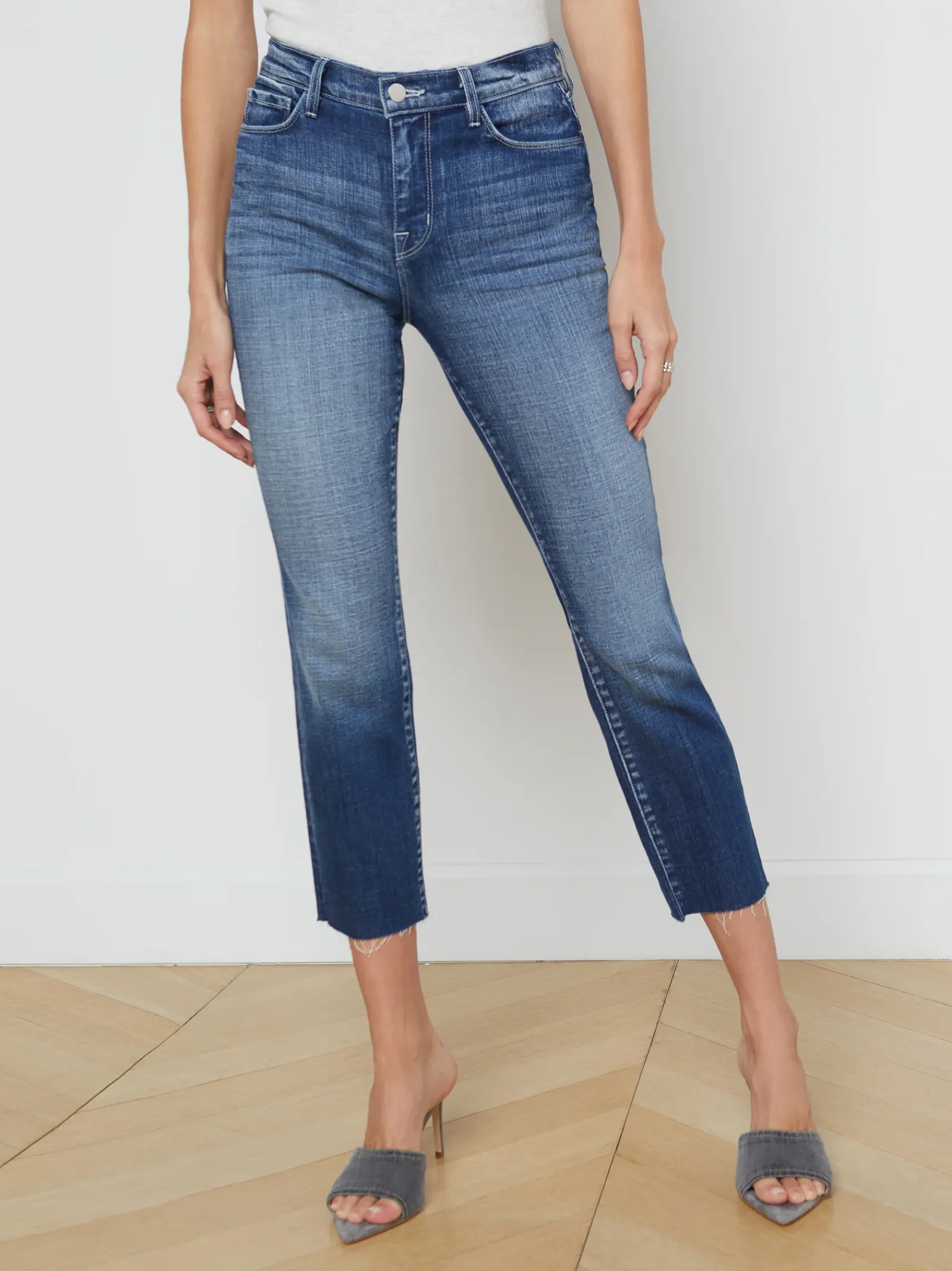 L'AGENCE Resort Collection|Petite|Sada Slim-Leg Cropped Jean Castaic