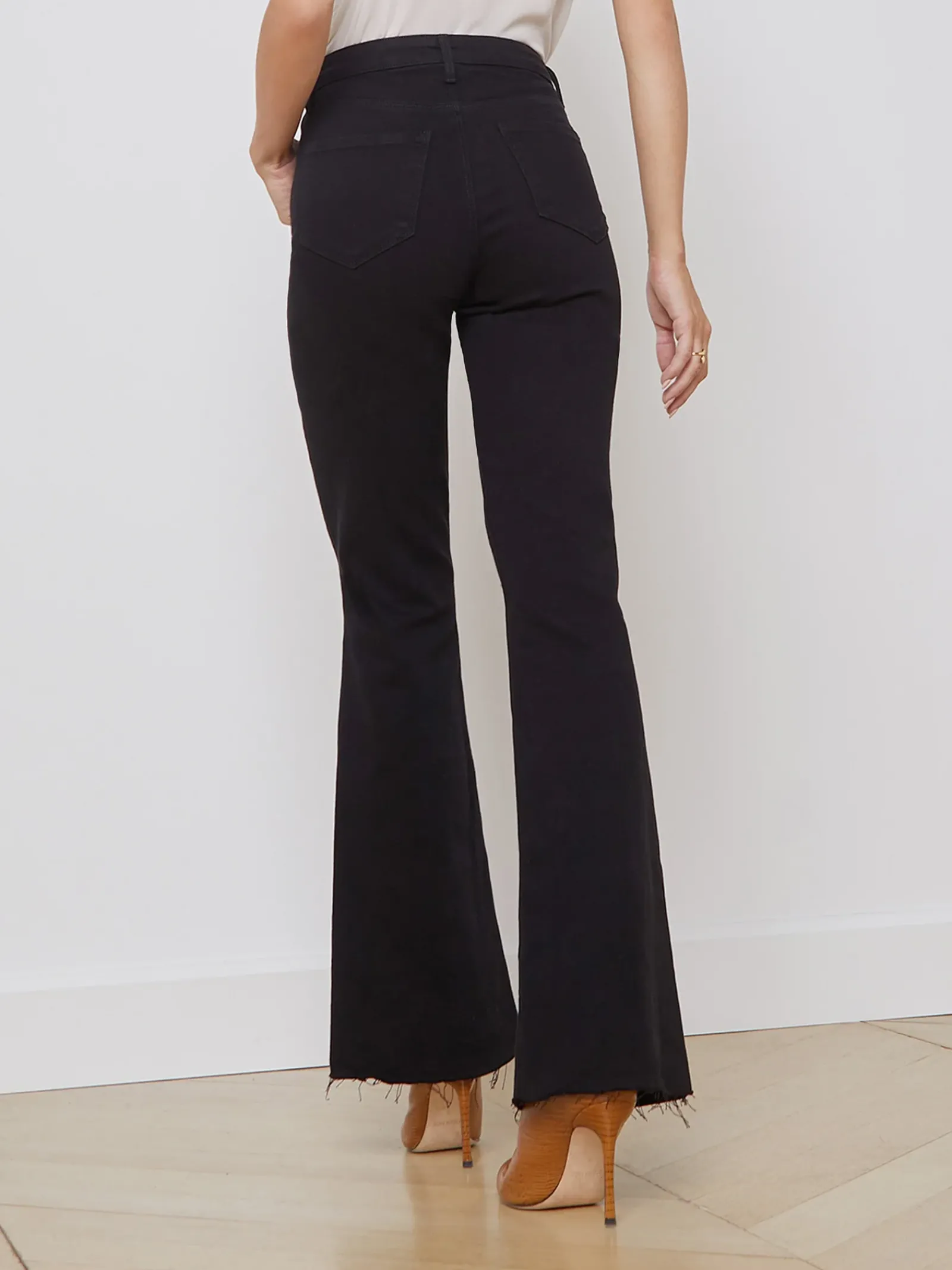 L'AGENCE All Things Black|Flare & Bootcut|Sera Jean Saturated Black