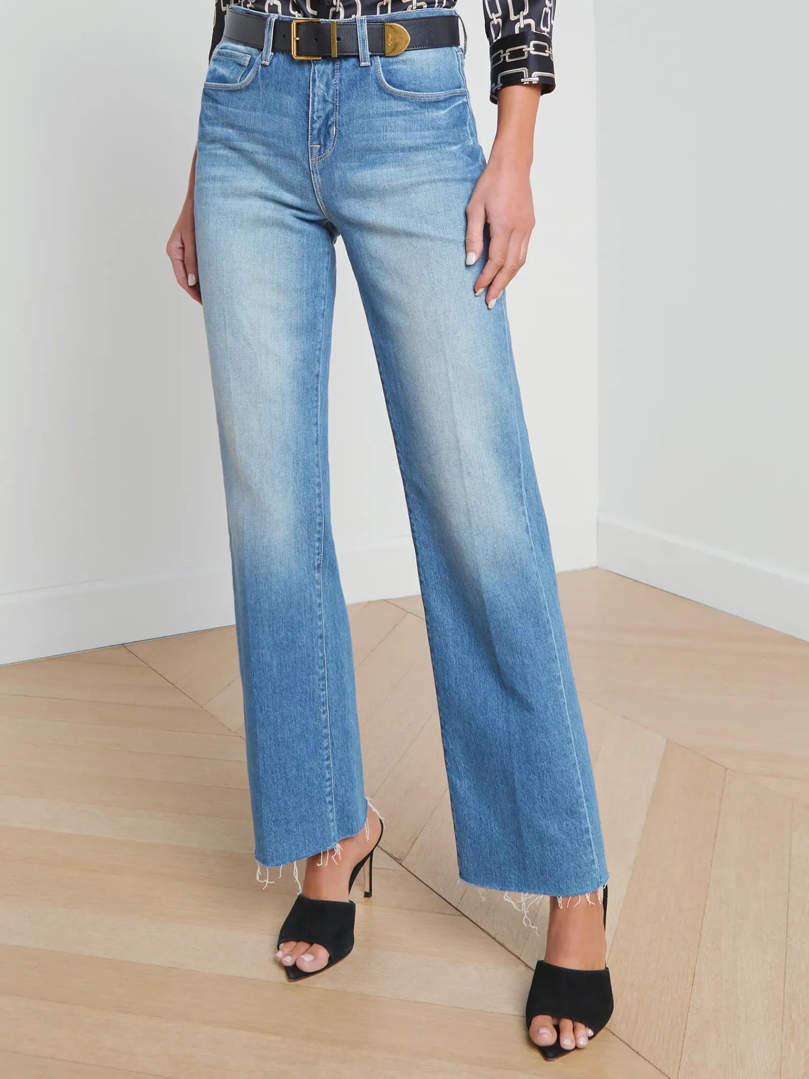 L'AGENCE Spring '24 Catalog|Spring Collection|Tiana Raw-Hem Wide-Leg Jean Cowan
